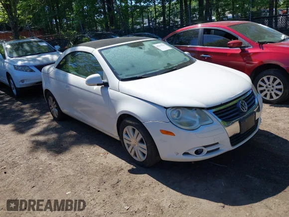 ✅ 2008 Volkswagen Eos Turbo • VIN: WVWAA71F98V040279 • Lot: 42211570. Wystawiony na IAAI z przebiegiem 138 453 mil. Bezpłatny archiwum sprzedaży aukcyjnych z USA i szczegółowy raport historii pojazdu na DreamBid. Zdjęcie 1.