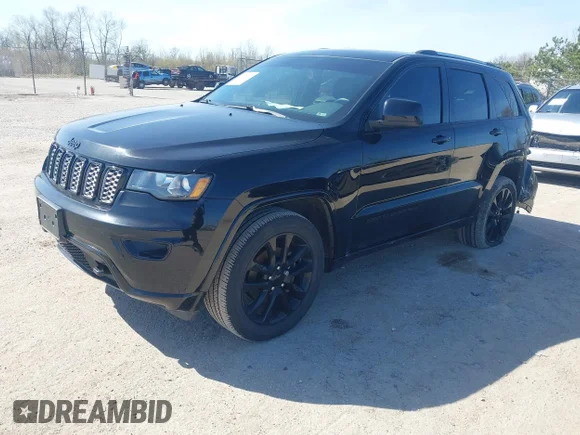 ✅ 2020 Jeep Grand Cherokee Altitude • VIN: 1C4RJFAG6LC427186 • Лот: 44936702. Опубликован ранее на IAAI с пробегом 42 338 миль. Бесплатный доступ к архиву аукционных продаж из США и подробный отчёт об истории автомобиля на DreamBid. Изображение 2.