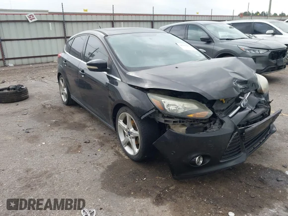 ✅ 2013 Ford Focus Titanium • VIN: 1FADP3N21DL142683 • Лот: 44781681. Опубликован ранее на IAAI с пробегом 129 415 миль. Бесплатный доступ к архиву аукционных продаж из США и подробный отчёт об истории автомобиля на DreamBid. Изображение 1.