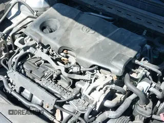 2019 Toyota Camry LE z VIN 4T1B11HK5KU719169, wystawiony jako IAAI lot #41972503 z przebiegiem 194 259 mil mil oraz . Historia ofert i sprzedaży dostępna na DreamBid. Obrazek 20.