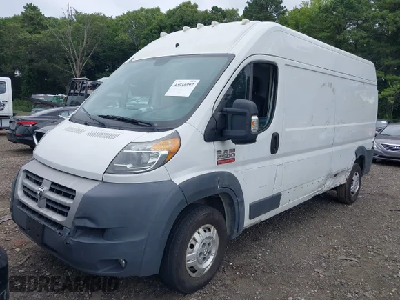 ✅ 2015 Ram ProMaster Cargo • VIN: 3C6TRVDG4FE517283 • Lot: 43016992. Wystawiony na IAAI z przebiegiem 93 599 mil. Bezpłatny archiwum sprzedaży aukcyjnych z USA i szczegółowy raport historii pojazdu na DreamBid. Zdjęcie 6.