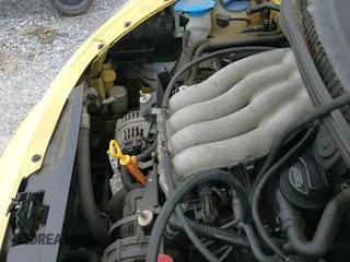 ✅ 1999 Volkswagen Beetle • VIN: 3VWBC21C9XM453803 • Lot: 42740727. Listed on IAAI with 85,338 mi. Free auction sales archive from the USA and detailed vehicle history report at DreamBid. Image 12.