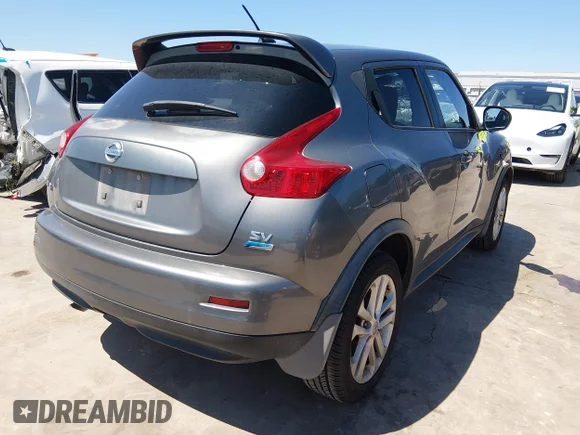 ✅ 2013 Nissan Juke SV • VIN: JN8AF5MRXDT207335 • Lot: 45225775. Wystawiony na IAAI z przebiegiem 82 914 mil. Bezpłatny archiwum sprzedaży aukcyjnych z USA i szczegółowy raport historii pojazdu na DreamBid. Zdjęcie 4.