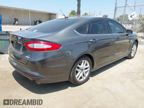 ✅ 2016 Ford Fusion SE • VIN: 3FA6P0HD6GR385996 • Лот: 45320207. Опубликован ранее на IAAI с пробегом 175 651 миль. Бесплатный доступ к архиву аукционных продаж из США и подробный отчёт об истории автомобиля на DreamBid. Изображение 4.