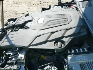 ✅ 2019 Porsche Cayenne • VIN: WP1AA2AY7KDA05479 • Lot: 43106906. Listed on IAAI with 72,738 mi. Free auction sales archive from the USA and detailed vehicle history report at DreamBid. Image 21.