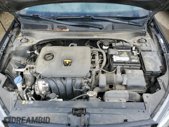 ✅ 2019 Kia Forte LXS • VIN: 3KPF24AD9KE092765 • Лот: 45586503. Опубліковано раніше на Copart з пробігом 122 325 миль. Безкоштовний доступ до архіву аукціонних продажів зі США та докладний звіт про історію автомобіля на DreamBid. Зображення 11.