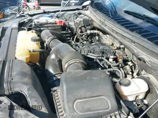 ✅ 2021 Ford Expedition Limited • VIN: 1FMJU1KT0MEA56014 • Lot: 43250236. Wystawiony na IAAI z przebiegiem 82 950 mil. Bezpłatny archiwum sprzedaży aukcyjnych z USA i szczegółowy raport historii pojazdu na DreamBid. Zdjęcie 19.