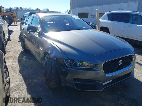 ✅ 2018 Jaguar XE 25t Premium • VIN: SAJAJ4FX8JCP34707 • Lot: 41256263. Wystawiony na IAAI z przebiegiem 81 932 mil. Bezpłatny archiwum sprzedaży aukcyjnych z USA i szczegółowy raport historii pojazdu na DreamBid. Zdjęcie 1.