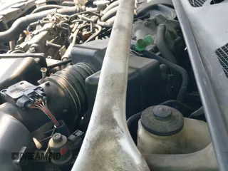 ✅ 2002 Lexus ES 300 • VIN: JTHBF30G520077387 • Lot: 42303130. Listed on IAAI with 215,342 mi. Free auction sales archive from the USA and detailed vehicle history report at DreamBid. Image 12.