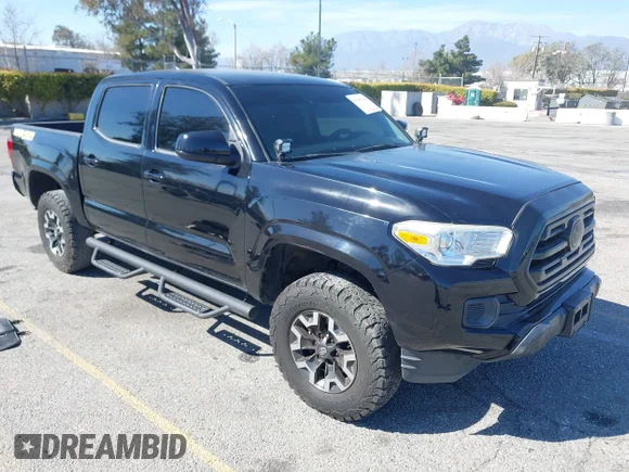 ✅ 2018 Toyota Tacoma SR • VIN: 3TMCZ5AN2JM127244 • Лот: 41698199. Опубликован ранее на IAAI с пробегом 61 535 миль. Бесплатный доступ к архиву аукционных продаж из США и подробный отчёт об истории автомобиля на DreamBid. Изображение 1.