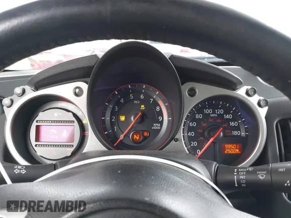 ✅ 2018 Nissan 370Z • VIN: JN1AZ4EH9JM572732 • Lot: 42189320. Wystawiony na IAAI z przebiegiem 99 501 mil. Bezpłatny archiwum sprzedaży aukcyjnych z USA i szczegółowy raport historii pojazdu na DreamBid. Zdjęcie 7.