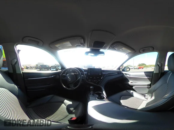 ✅ 2022 Toyota Camry SE • VIN: 4T1G11AK5NU066055 • Lot: 43705081. Wystawiony na IAAI z przebiegiem 28 646 mil. Bezpłatny archiwum sprzedaży aukcyjnych z USA i szczegółowy raport historii pojazdu na DreamBid. Zdjęcie 18.
