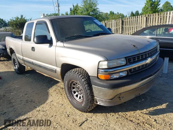 ✅ 2001 Chevrolet Silverado 1500 LS • VIN: 2GCEK19V611276886 • Lot: 45287379. Listed on IAAI with 248,840 mi. Free auction sales archive from the USA and detailed vehicle history report at DreamBid. Image 1.