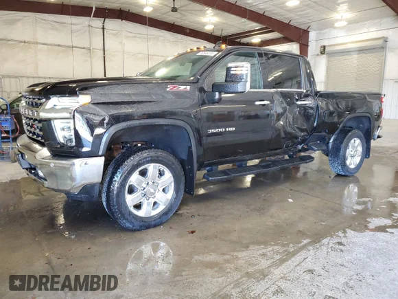 ✅ 2020 Chevrolet Silverado 3500HD LTZ • VIN: 1GC4YUE75LF153725 • Lot: 89548235. Listed on Copart with 33,241 mi. Free auction sales archive from the USA and detailed vehicle history report at DreamBid. Image 1.