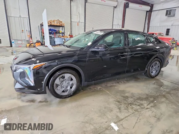 ✅ 2025 Kia K4 LXS • VIN: 3KPFT4DE5SE182528 • Lot: 79648795. Wystawiony na Copart z przebiegiem 6 949 mil. Bezpłatny archiwum sprzedaży aukcyjnych z USA i szczegółowy raport historii pojazdu na DreamBid. Zdjęcie 1.