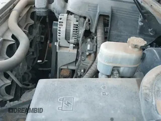 ✅ 2011 Chevrolet Suburban LT • VIN: 1GNSCJE00BR203099 • Lot: 43037408. Listed on IAAI with 238,741 mi. Free auction sales archive from the USA and detailed vehicle history report at DreamBid. Image 19.