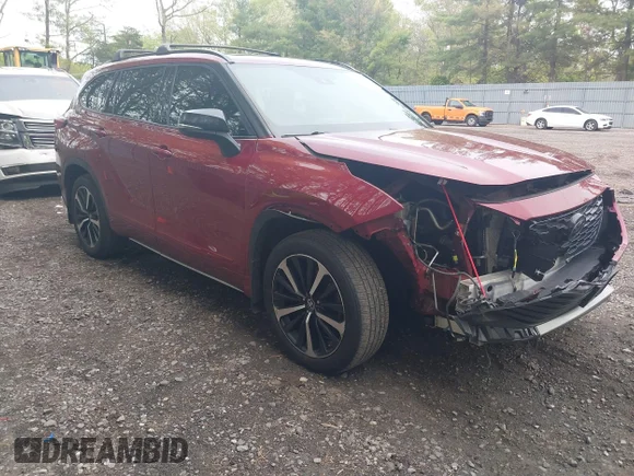 ✅ 2022 Toyota Highlander XSE • VIN: 5TDLZRBH2NS222358 • Lot: 45084164. Listed on IAAI with 313,362 mi. Free auction sales archive from the USA and detailed vehicle history report at DreamBid. Image 1.