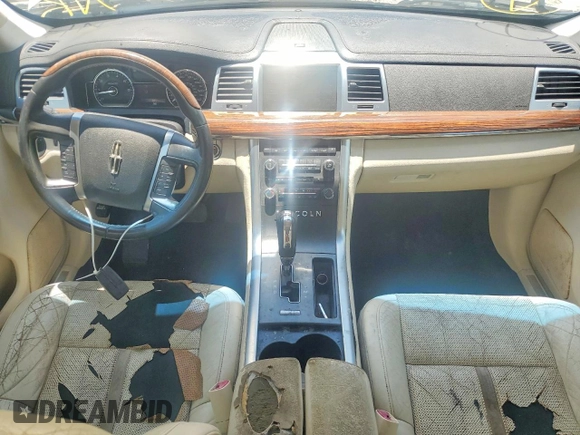 ✅ 2009 Lincoln MKS • VIN: 1LNHM93R19G603237 • Lot: 51346846. Wystawiony na Copart z przebiegiem 206 052 mil. Bezpłatny archiwum sprzedaży aukcyjnych z USA i szczegółowy raport historii pojazdu na DreamBid. Zdjęcie 8.
