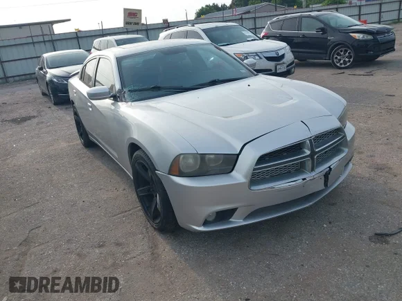 ✅ 2012 Dodge Charger SXT • VIN: 2C3CDXHGXCH143778 • Lot: 44999173. Wystawiony na IAAI z przebiegiem 128 278 mil. Bezpłatny archiwum sprzedaży aukcyjnych z USA i szczegółowy raport historii pojazdu na DreamBid. Zdjęcie 1.