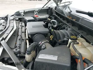 ✅ 2020 Chevrolet Silverado 1500 Custom • VIN: 1GCRYBEH3LZ339684 • Lot: 43292685. Wystawiony na IAAI z przebiegiem 102 634 mil. Bezpłatny archiwum sprzedaży aukcyjnych z USA i szczegółowy raport historii pojazdu na DreamBid. Zdjęcie 22.