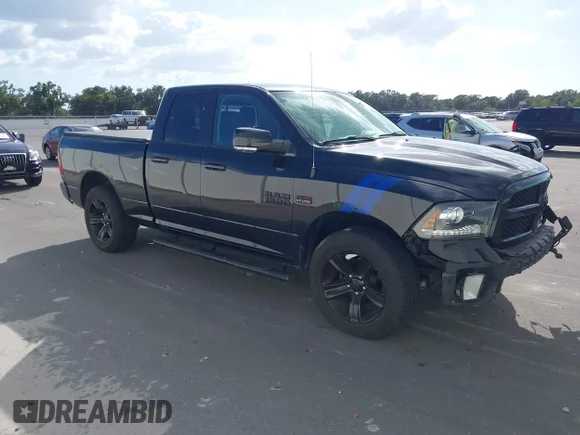 ✅ 2017 Ram 1500 Sport • VIN: 1C6RR7HTXHS706050 • Lot: 43411988. Wystawiony na IAAI z przebiegiem 124 949 mil. Bezpłatny archiwum sprzedaży aukcyjnych z USA i szczegółowy raport historii pojazdu na DreamBid. Zdjęcie 1.