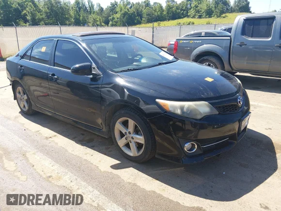 ✅ 2014 Toyota Camry SE • VIN: 4T1BF1FK4EU754231 • Lot: 45303615. Listed on IAAI with 173,905 mi. Free auction sales archive from the USA and detailed vehicle history report at DreamBid. Image 1.