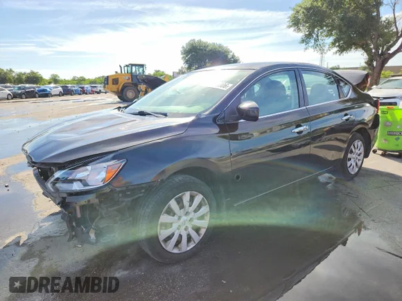 ✅ 2017 Nissan Sentra S • VIN: 3N1AB7AP2HY322677 • Lot: 57606006. Wystawiony na Copart z przebiegiem 61 509 mil. Bezpłatny archiwum sprzedaży aukcyjnych z USA i szczegółowy raport historii pojazdu na DreamBid. Zdjęcie 1.