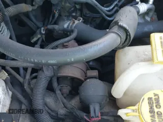 ✅ 1996 Plymouth Voyager SE • VIN: 1P4GP44R5TB194006 • Lot: 43760319. Wystawiony na IAAI z przebiegiem 128 434 mil. Bezpłatny archiwum sprzedaży aukcyjnych z USA i szczegółowy raport historii pojazdu na DreamBid. Zdjęcie 13.