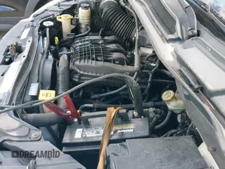 ✅ 2011 Chrysler Town & Country Touring L • VIN: 2A4RR8DG2BR759125 • Lot: 43131684. Listed on IAAI with 213,826 mi. Free auction sales archive from the USA and detailed vehicle history report at DreamBid. Image 12.