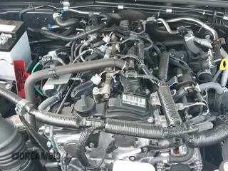 ✅ 2025 Toyota 4Runner SR5 • VIN: JTEVA5BR3S5002046 • Лот: 42694842. Опубликован ранее на IAAI с пробегом 718 миль. Бесплатный доступ к архиву аукционных продаж из США и подробный отчёт об истории автомобиля на DreamBid. Изображение 19.