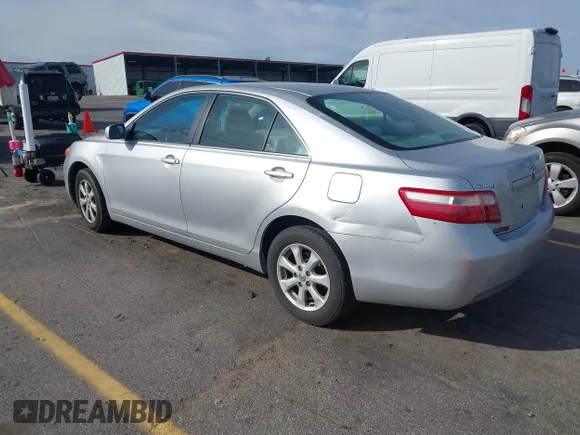 ✅ 2008 Toyota Camry XLE • VIN: 4T1BE46K48U765092 • Lot: 44783076. Wystawiony na IAAI z przebiegiem 93 713 mil. Bezpłatny archiwum sprzedaży aukcyjnych z USA i szczegółowy raport historii pojazdu na DreamBid. Zdjęcie 3.