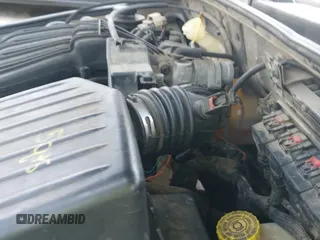 ✅ 2004 Chrysler PT Cruiser • VIN: 3C4FY48B44T293555 • Lot: 42932686. Wystawiony na IAAI z przebiegiem 196 785 mil. Bezpłatny archiwum sprzedaży aukcyjnych z USA i szczegółowy raport historii pojazdu na DreamBid. Zdjęcie 18.