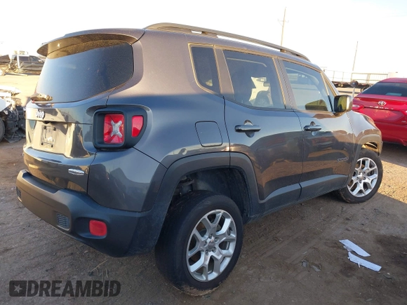✅ 2017 Jeep Renegade Latitude • VIN: ZACCJBBB3HPE58223 • Lot: 43449328. Wystawiony na IAAI z przebiegiem 100 226 mil. Bezpłatny archiwum sprzedaży aukcyjnych z USA i szczegółowy raport historii pojazdu na DreamBid. Zdjęcie 4.