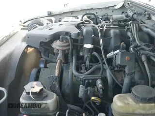 ✅ 2004 Ford Ranger XL Fleet • VIN: 1FTZR15E84PB24375 • Lot: 43693757. Wystawiony na IAAI z przebiegiem 165 265 mil. Bezpłatny archiwum sprzedaży aukcyjnych z USA i szczegółowy raport historii pojazdu na DreamBid. Zdjęcie 13.