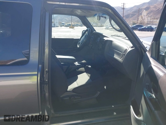 ✅ 2005 Ford Ranger XLT • VIN: 1FTZR45E55PA09459 • Лот: 43029190. Опубліковано раніше на IAAI з пробігом 139 455 миль. Безкоштовний доступ до архіву аукціонних продажів зі США та докладний звіт про історію автомобіля на DreamBid. Зображення 5.