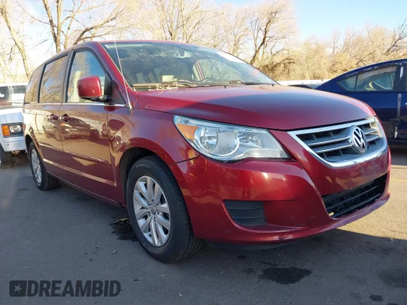 ✅ 2012 Volkswagen Routan SE • VIN: 2C4RVABG1CR390870 • Lot: 44038889. Wystawiony na IAAI z przebiegiem 169 269 mil. Bezpłatny archiwum sprzedaży aukcyjnych z USA i szczegółowy raport historii pojazdu na DreamBid. Zdjęcie 1.