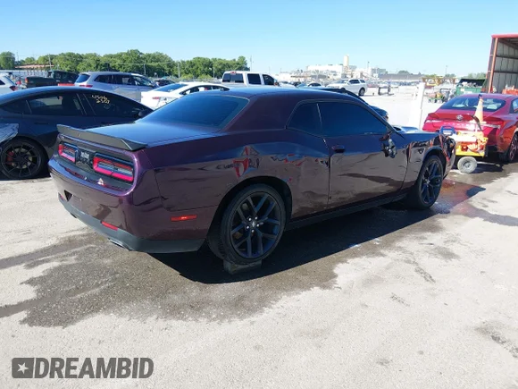 ✅ 2021 Dodge Challenger SXT • VIN: 2C3CDZAG4MH539177 • Lot: 45103492. Wystawiony na IAAI z przebiegiem 80 273 mil. Bezpłatny archiwum sprzedaży aukcyjnych z USA i szczegółowy raport historii pojazdu na DreamBid. Zdjęcie 4.