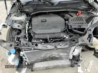 ✅ 2021 MINI Clubman Cooper S • VIN: WMWLV7C06M2P35513 • Lot: 65649685. Listed on Copart with 28,132 mi. Free auction sales archive from the USA and detailed vehicle history report at DreamBid. Image 15.