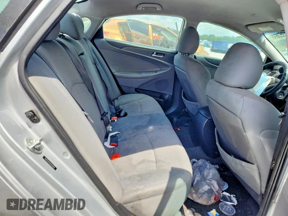 ✅ 2014 Hyundai Sonata GLS • VIN: 5NPEB4AC8EH940492 • Lot: 51353696. Wystawiony na Copart z przebiegiem 176 593 mil. Bezpłatny archiwum sprzedaży aukcyjnych z USA i szczegółowy raport historii pojazdu na DreamBid. Zdjęcie 10.