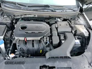 ✅ 2018 Hyundai Sonata SEL • VIN: 5NPE34AF8JH690219 • Lot: 86589955. Wystawiony na Copart z przebiegiem 66 133 mil mil. Skorzystaj z bezpłatnego archiwum sprzedaży aukcyjnych z USA i zobacz szczegółowy raport historii pojazdu na DreamBid. Zdjęcie 15.