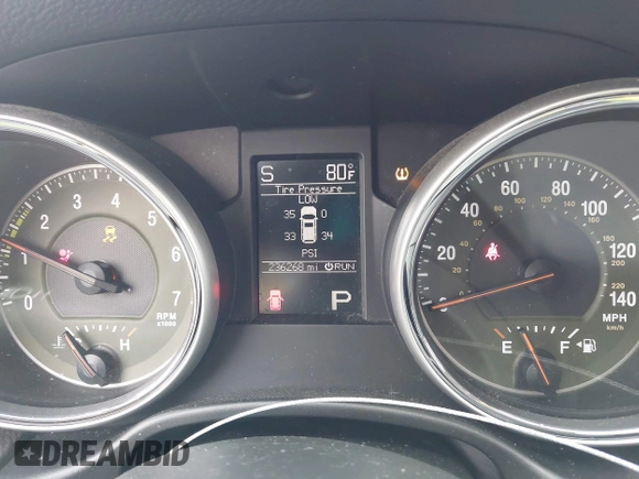 ✅ 2011 Jeep Grand Cherokee 70th Anniversary • VIN: 1J4RR4GG2BC678073 • Lot: 44963368. Wystawiony na IAAI z przebiegiem 236 268 mil. Bezpłatny archiwum sprzedaży aukcyjnych z USA i szczegółowy raport historii pojazdu na DreamBid. Zdjęcie 7.