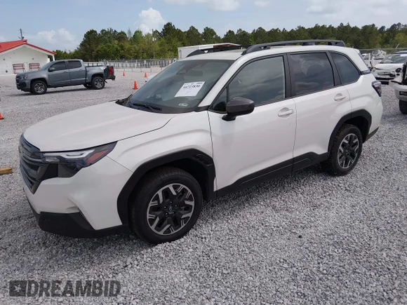 ✅ 2025 Subaru Forester Premium • VIN: JF2SLDDC9SH574839 • Лот: 44723830. Опубліковано раніше на IAAI з пробігом 14 020 миль. Безкоштовний доступ до архіву аукціонних продажів зі США та докладний звіт про історію автомобіля на DreamBid. Зображення 2.