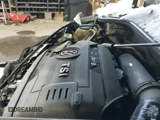 ✅ 2017 Volkswagen Passat SE • VIN: 1VWBT7A30HC056657 • Lot: 41535452. Listed on IAAI with 140,434 mi. Free auction sales archive from the USA and detailed vehicle history report at DreamBid. Image 19.