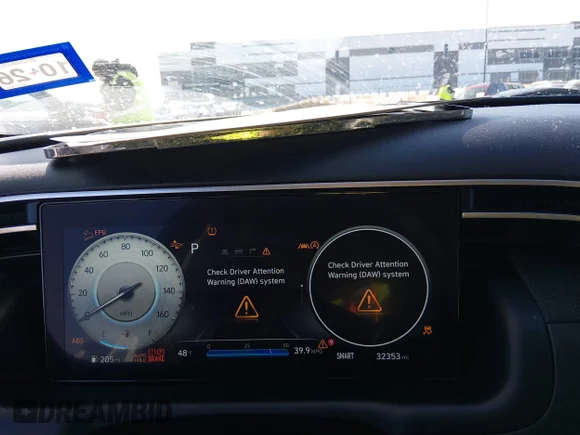 ✅ 2023 Hyundai Tucson Limited • VIN: 5NMJE3AE6PH276548 • Lot: 44244184. Wystawiony na IAAI z przebiegiem 32 353 mil. Bezpłatny archiwum sprzedaży aukcyjnych z USA i szczegółowy raport historii pojazdu na DreamBid. Zdjęcie 7.