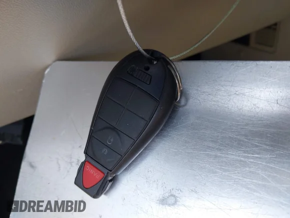 ✅ 2016 Dodge Grand Caravan SE • VIN: 2C4RDGBG4GR184244 • Lot: 45147169. Wystawiony na IAAI z przebiegiem 101 799 mil. Bezpłatny archiwum sprzedaży aukcyjnych z USA i szczegółowy raport historii pojazdu na DreamBid. Zdjęcie 11.