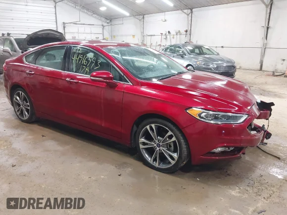✅ 2017 Ford Fusion Titanium • VIN: 3FA6P0D98HR395965 • Lot: 44916993. Wystawiony na IAAI z przebiegiem 87 154 mil. Bezpłatny archiwum sprzedaży aukcyjnych z USA i szczegółowy raport historii pojazdu na DreamBid. Zdjęcie 1.