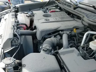 ✅ 2024 Toyota Tundra Platinum • VIN: 5TFNA5DB8RX134285 • Lot: 42209702. Listed on IAAI with 31,014 mi. Free auction sales archive from the USA and detailed vehicle history report at DreamBid. Image 24.