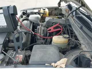 ✅ 2000 Chevrolet Silverado 2500 LS • VIN: 1GCGK29U4YE309544 • Lot: 42115349. Wystawiony na IAAI z przebiegiem 227 652 mil. Bezpłatny archiwum sprzedaży aukcyjnych z USA i szczegółowy raport historii pojazdu na DreamBid. Zdjęcie 20.