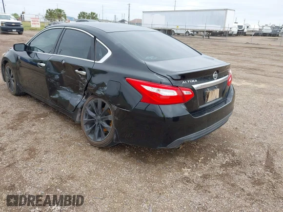 ✅ 2016 Nissan Altima S • VIN: 1N4AL3AP0GC118024 • Lot: 44792459. Wystawiony na IAAI z przebiegiem 186 660 mil. Bezpłatny archiwum sprzedaży aukcyjnych z USA i szczegółowy raport historii pojazdu na DreamBid. Zdjęcie 6.