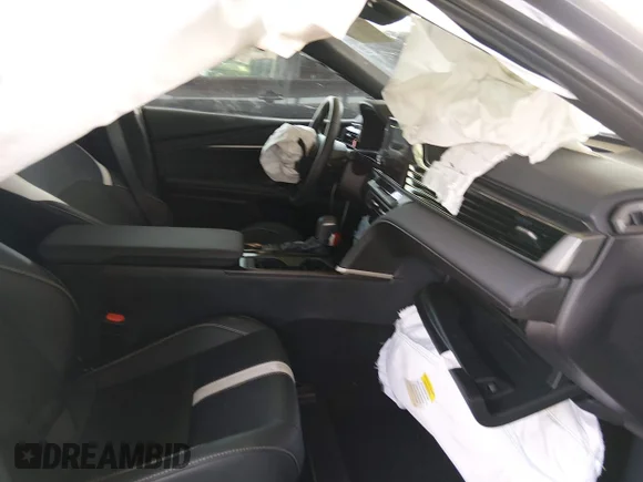 ✅ 2026 Toyota Camry LE • VIN: 4T1DAACK7TU662913 • Lot: 44636737. Listed on IAAI with 21,262 mi. Free auction sales archive from the USA and detailed vehicle history report at DreamBid. Image 5.